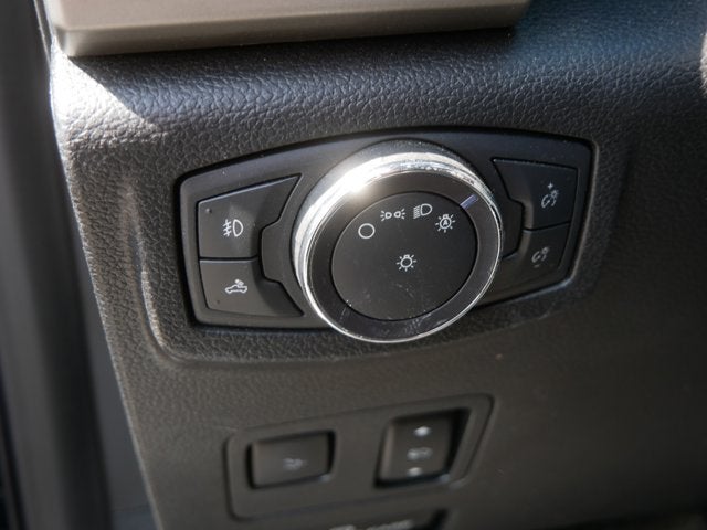 2020 Ford Super Duty F-350 SRW LARIAT 4WD Crew Cab 6.75 Box