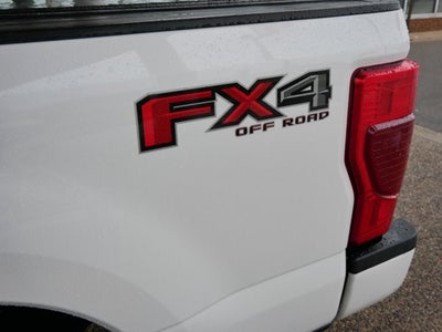 2022 Ford Super Duty F-350 SRW Limited