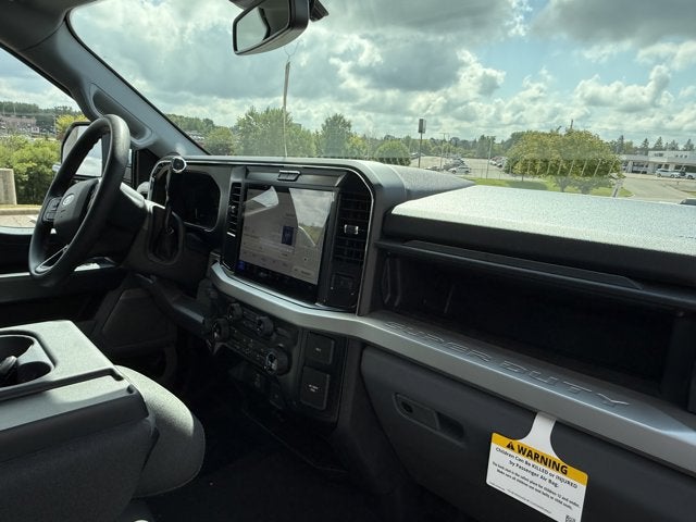 2026 Ford Super Duty F-350® XLT