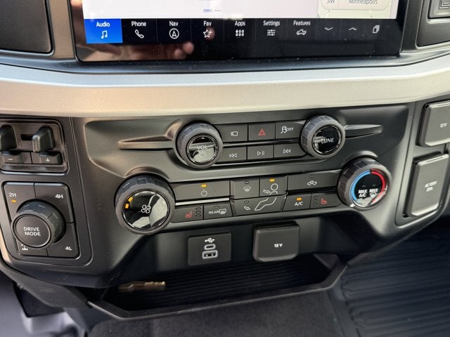 2026 Ford Super Duty F-350® XLT