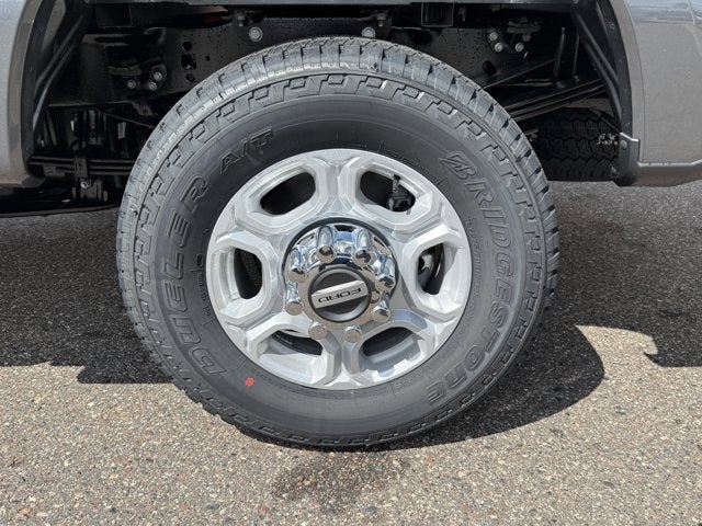 2026 Ford Super Duty F-350® XLT