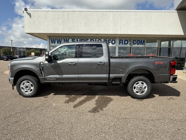 2026 Ford Super Duty F-350® XLT