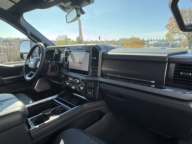 2026 Ford Super Duty F-350® Platinum®