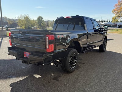 2026 Ford Super Duty F-350® Platinum®