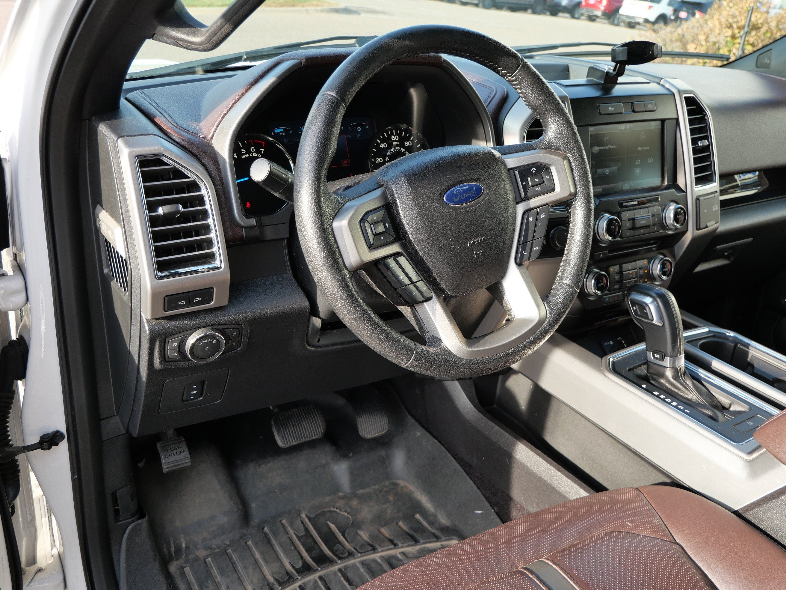 2015 Ford F-150 Platinum