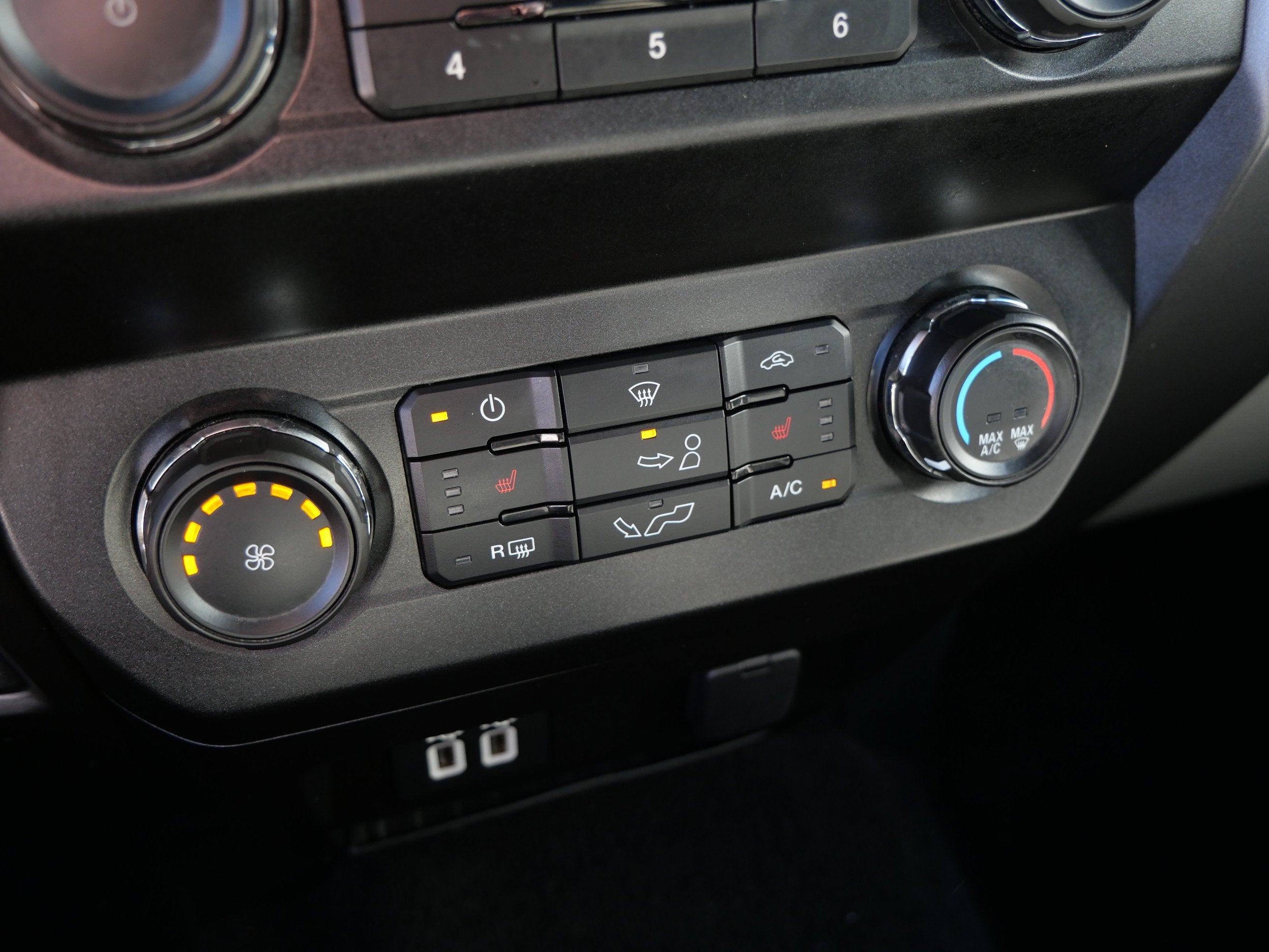 2019 Ford F-150 XLT 4WD SuperCrew 5.5 Box