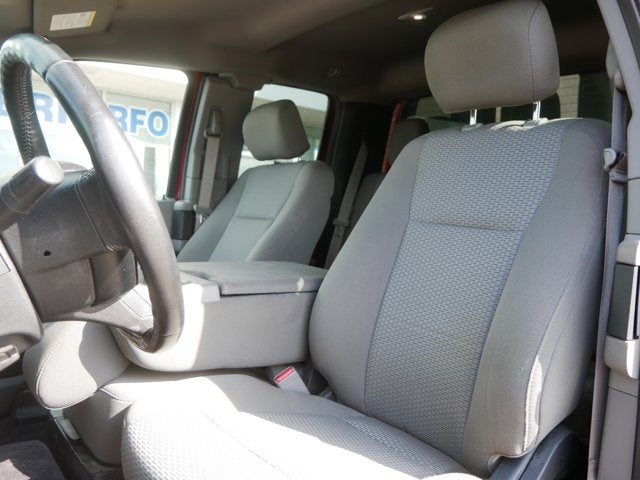2017 Ford F-150 XLT 145