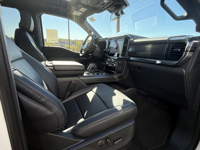 2025 Ford F-150 Lariat®