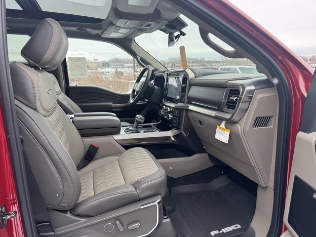 2025 Ford F-150 Platinum®