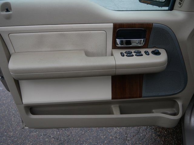 2004 Ford F-150 Lariat