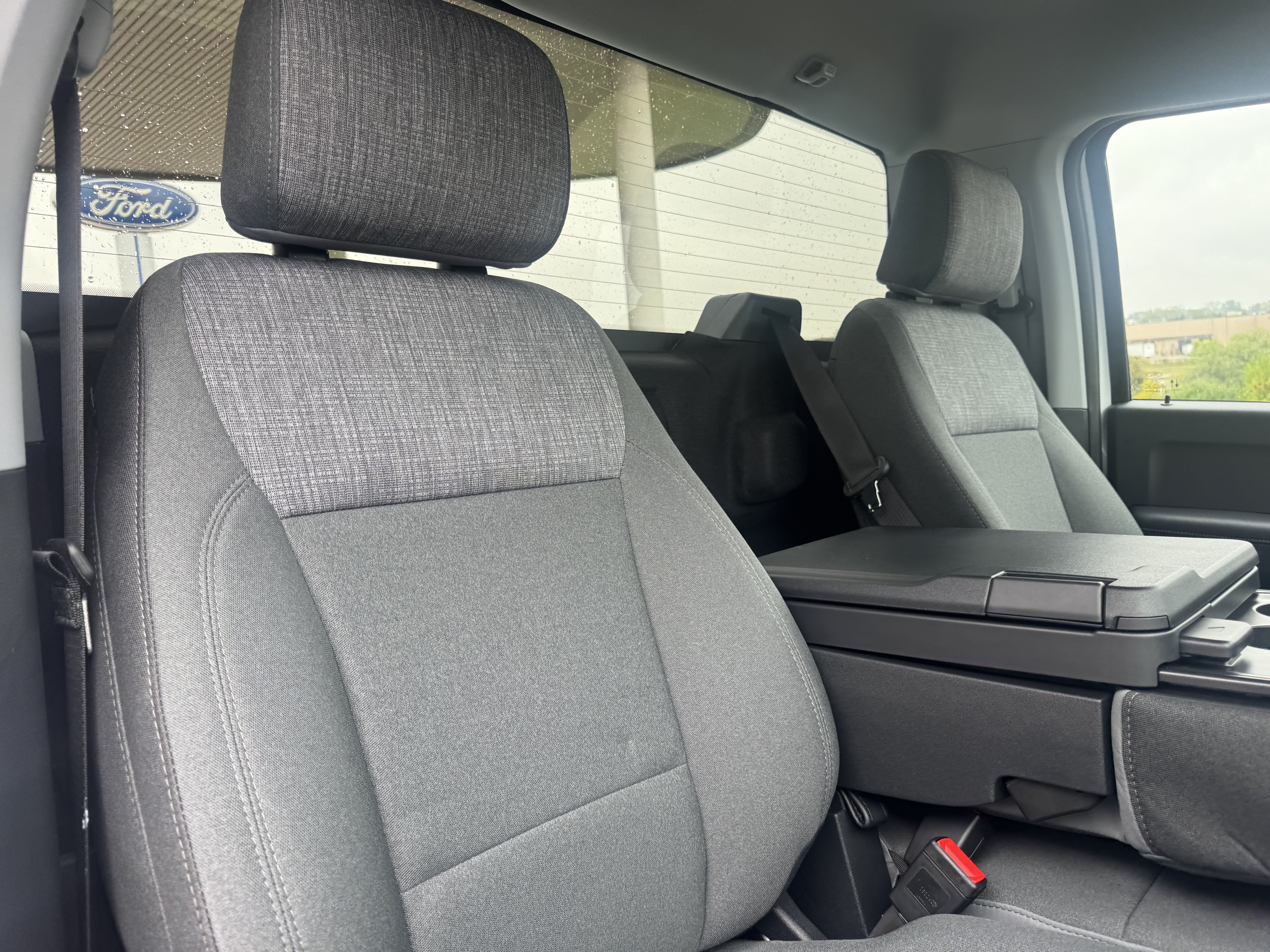 2027 Ford Super Duty F-350® XLT