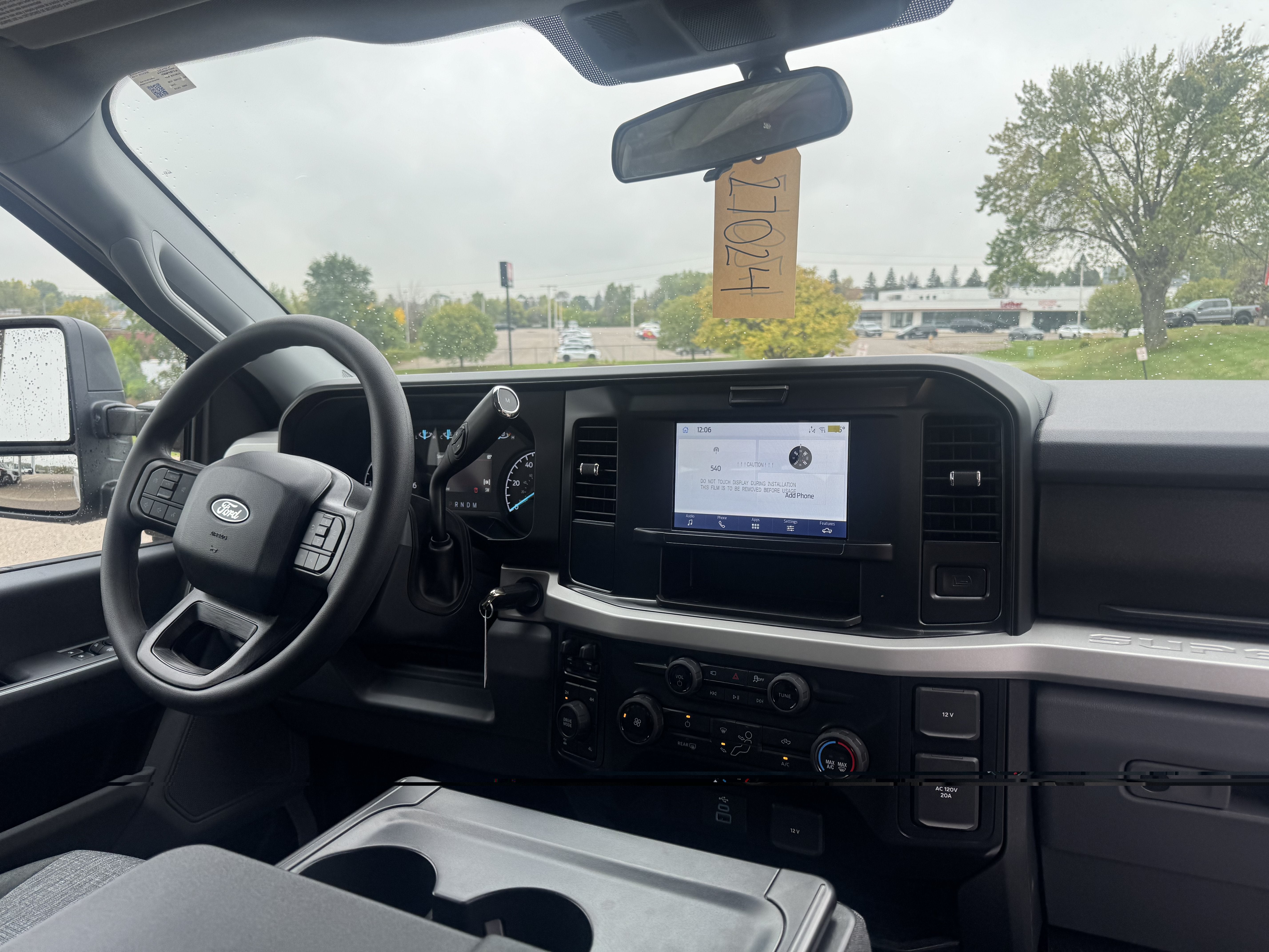 2027 Ford Super Duty F-350® XLT