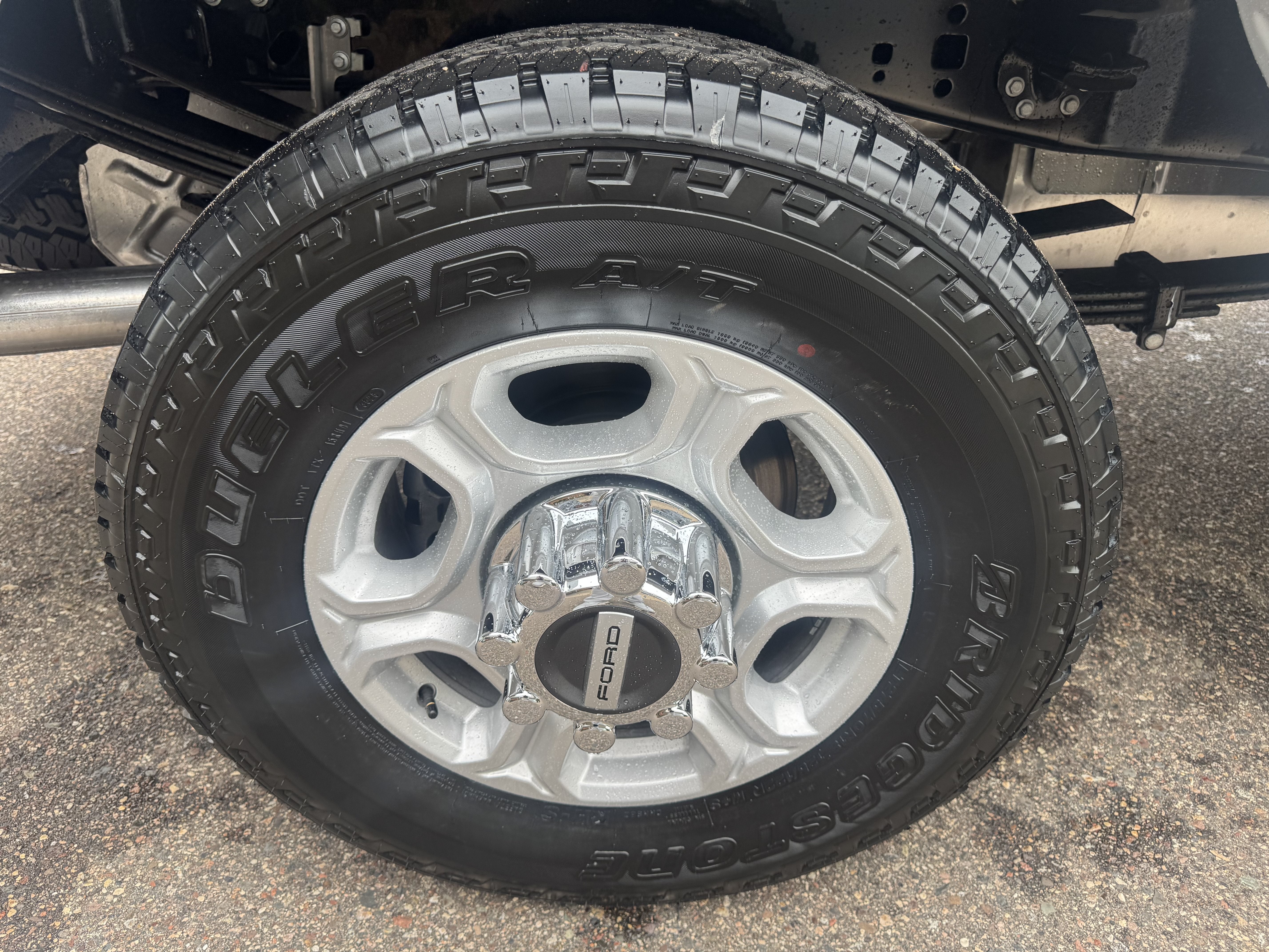 2027 Ford Super Duty F-350® XLT