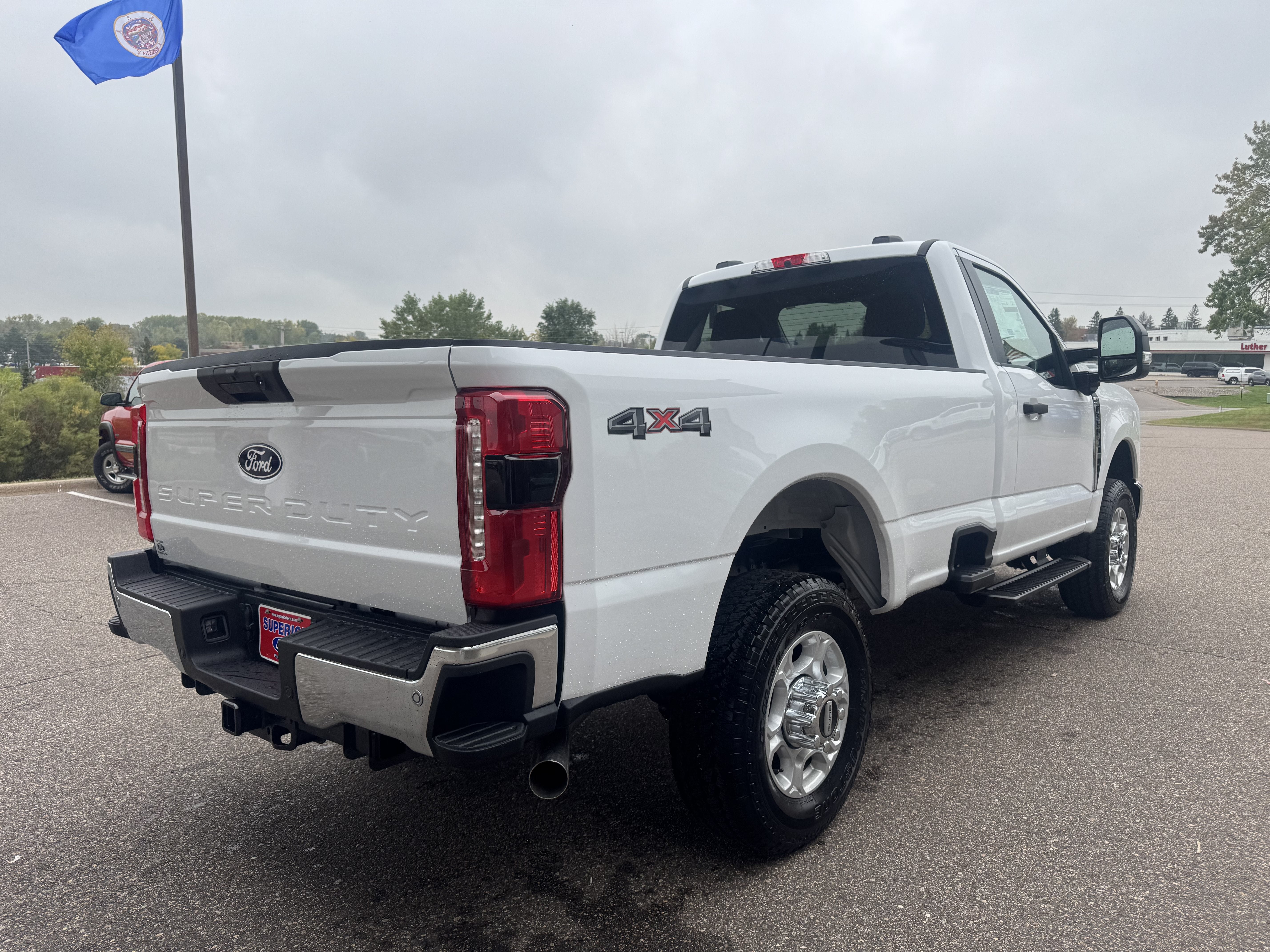 2027 Ford Super Duty F-350® XLT