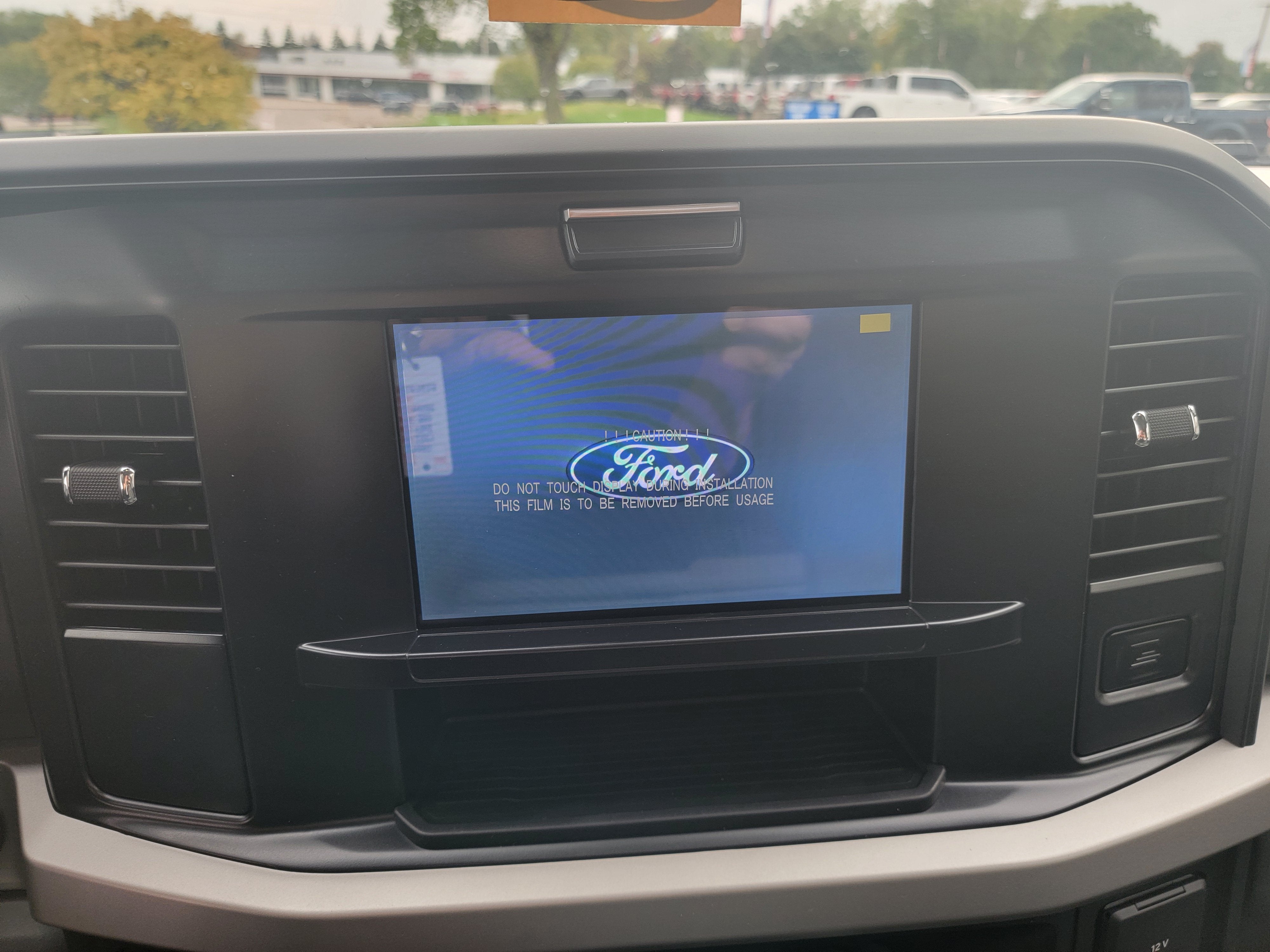 2027 Ford Super Duty F-350® XLT