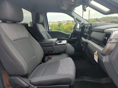 2027 Ford Super Duty F-350® XLT
