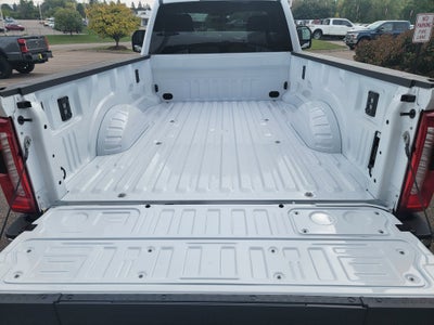 2027 Ford Super Duty F-350® XLT