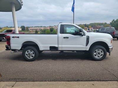 2027 Ford Super Duty F-350® XLT