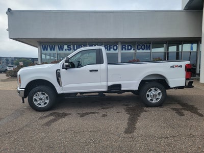 2027 Ford Super Duty F-350® XLT