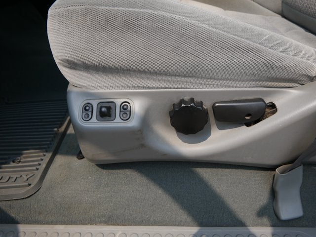 2004 Ford Super Duty F-350 SRW XLT