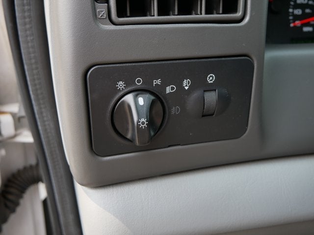2004 Ford Super Duty F-350 SRW XLT