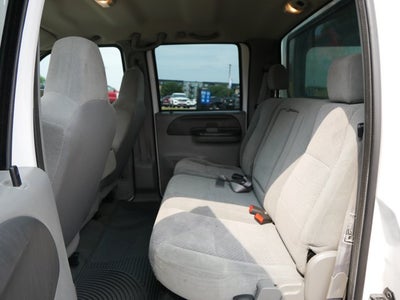 2004 Ford Super Duty F-350 SRW XLT