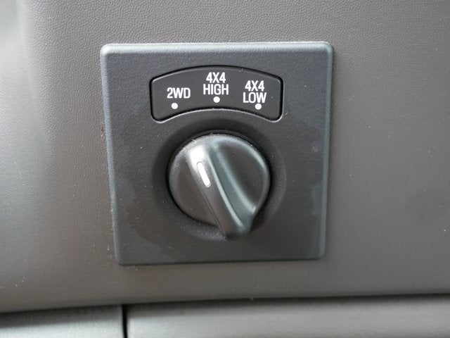 2004 Ford Super Duty F-350 SRW XLT