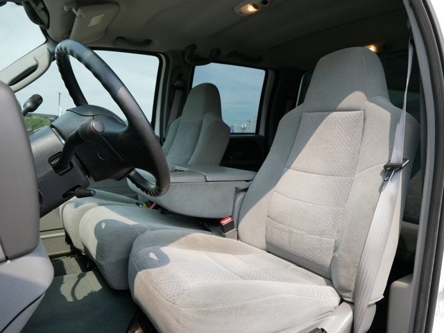 2004 Ford Super Duty F-350 SRW XLT