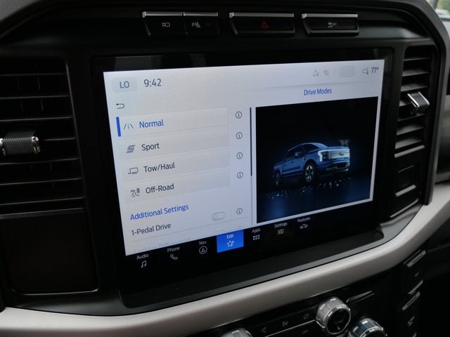 2023 Ford F-150 Lightning XLT