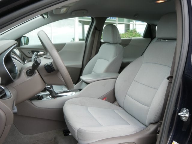 2022 Chevrolet Malibu LS