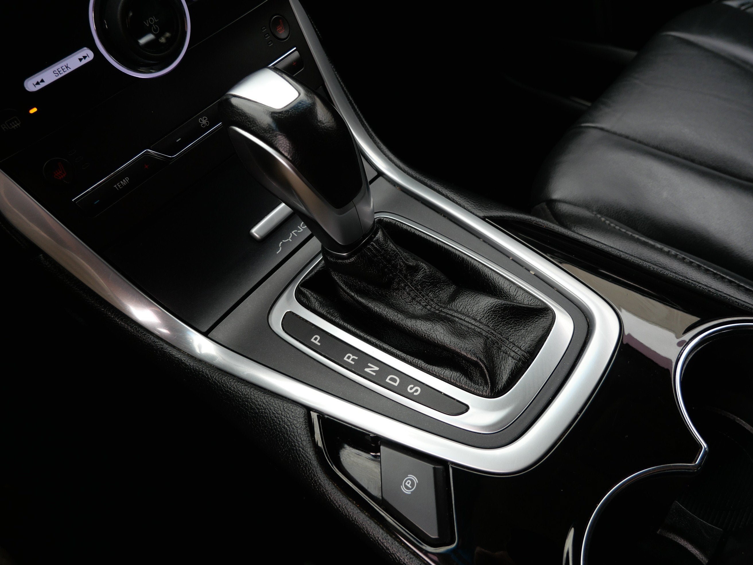 2016 Ford Edge Titanium