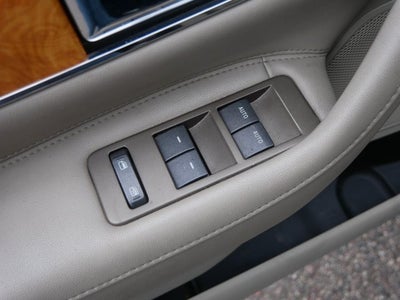2014 Lincoln MKX Base