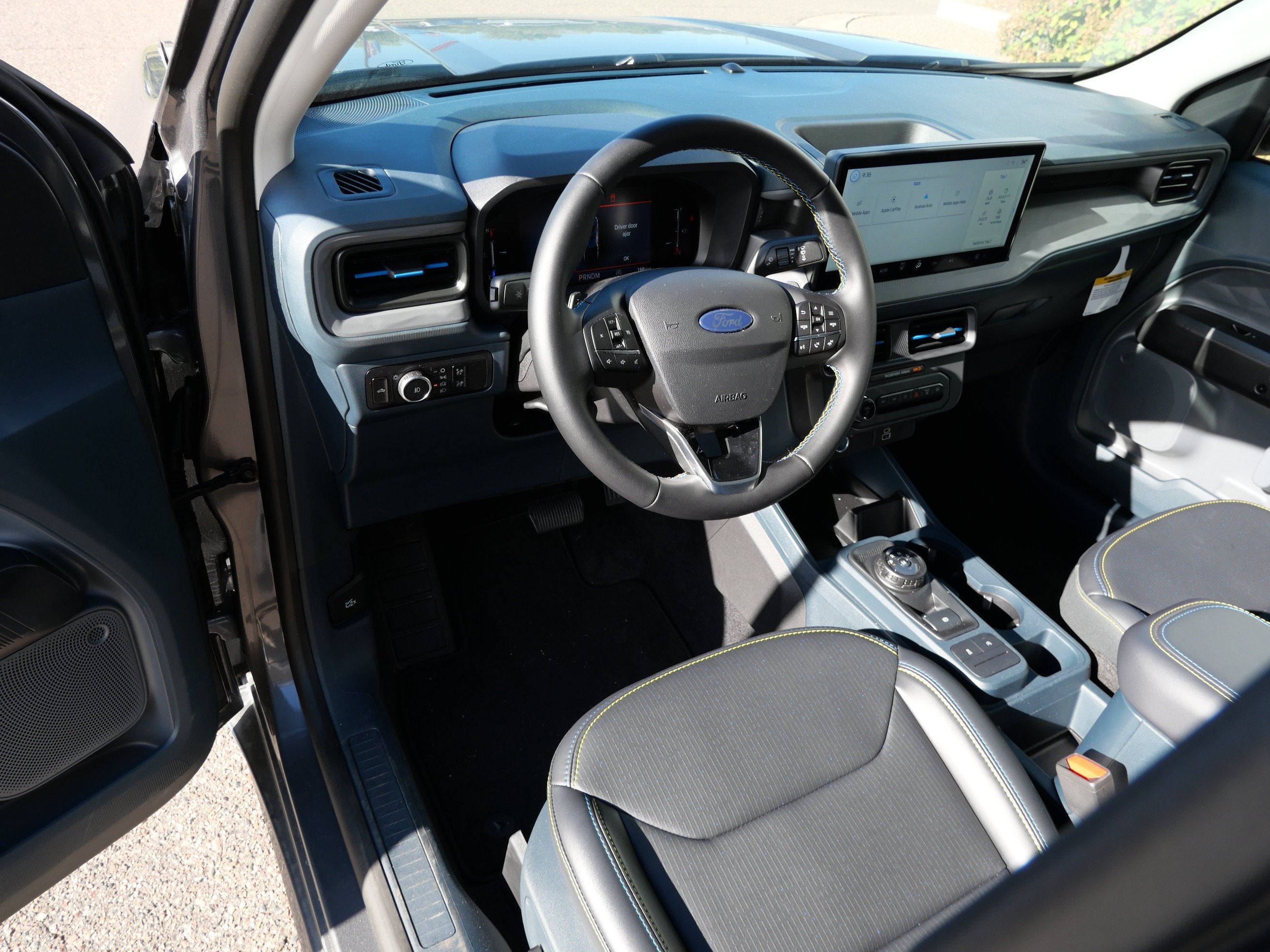 2026 Ford Maverick Lobo Standard