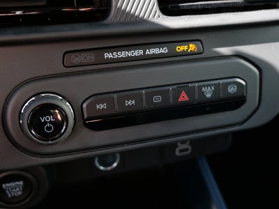 2026 Ford Maverick Lobo Standard