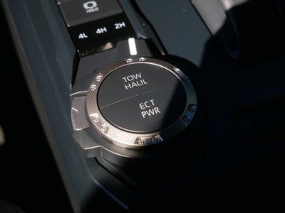 2025 Toyota Tacoma 4WD SR5