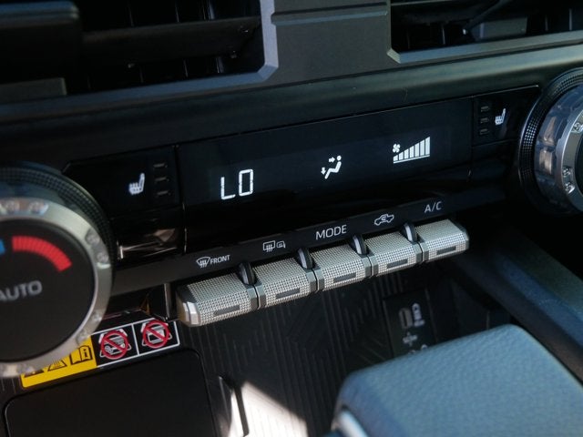 2025 Toyota Tacoma 4WD SR5