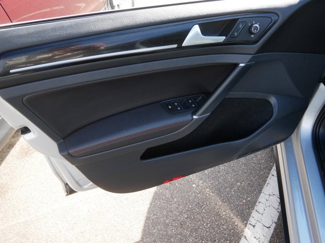 2016 Volkswagen Golf GTI Autobahn w/Performance Pkg