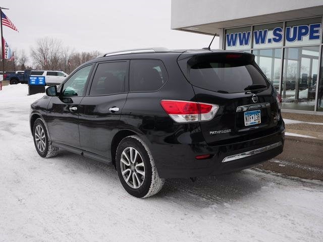 Used 2015 Nissan Pathfinder SV with VIN 5N1AR2MMXFC637936 for sale in Plymouth, Minnesota