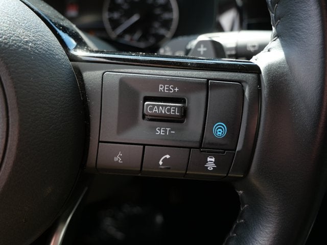 2023 Nissan Pathfinder SV