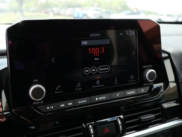 2023 Nissan Pathfinder SV