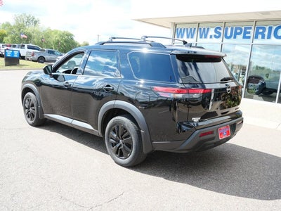 2023 Nissan Pathfinder SV