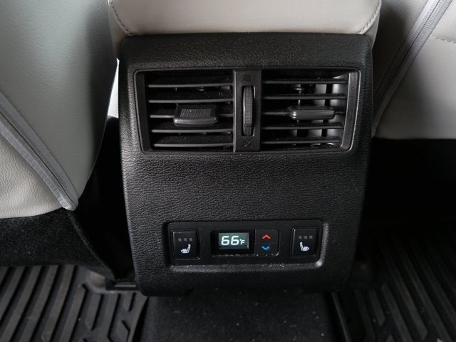 2024 Mitsubishi Outlander SEL