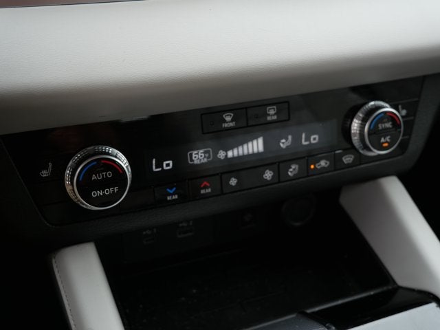 2024 Mitsubishi Outlander SEL
