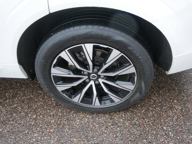 2023 Volvo XC60 Plus Dark Theme